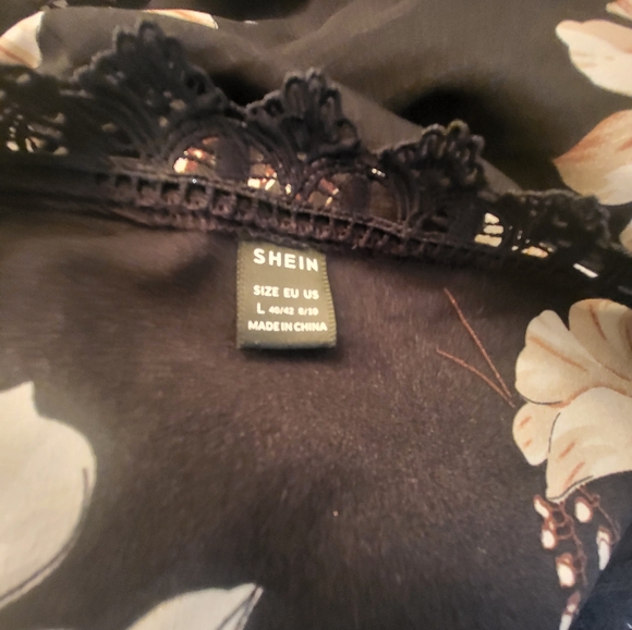 Romper - Picture 2 of 2